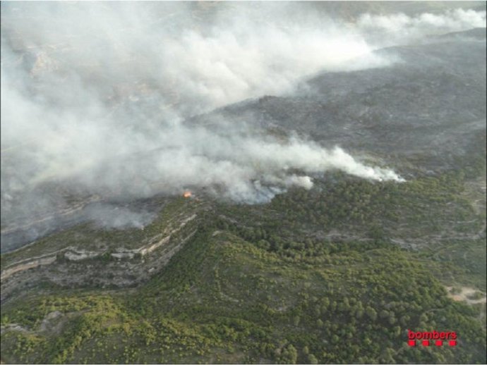 Incendio Forestal De Cabacés
