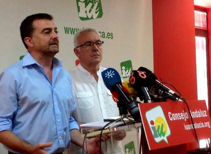 Antonio Maíllo y Cayo Lara, hoy en Sevilla