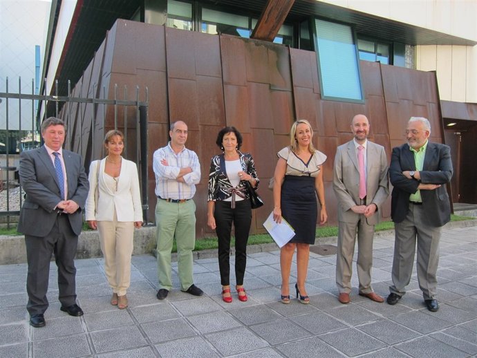 Algunos de los asistentes a la reunión del Patronato Picos de Europa