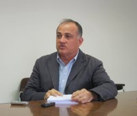 Calabuig (PSPV) lamenta que Barberá se persone "para defender sus intereses y no los de Valencia"