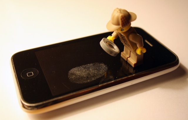 IPhone con huella dactilar digital dedo