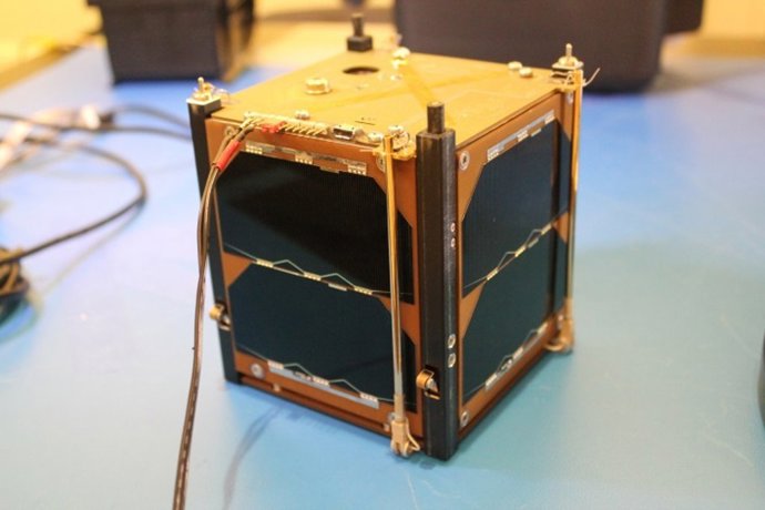 Satélite Ardusat