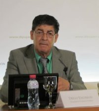 Valderas augura "cambios profundos" en el Gobierno andaluz tras la investidura de Díaz, pero no en la Vicepresidencia