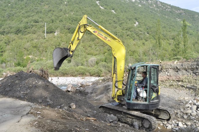 La crecida del río Ésera ha provocado daños cuantiosos