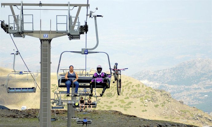 Sierra Nevada integra su verano en el Bono Turístico