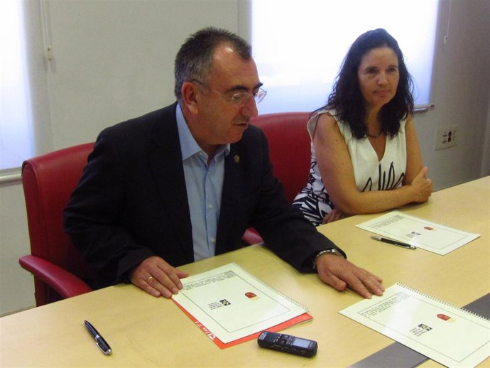 Manuel Campos; María José catalán