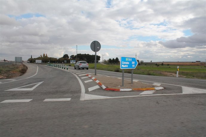 CARRETERA, TRÁFICO