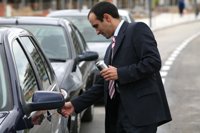 RACE, ANFABRA y DGT recomiendan parar cada 2 horas para descansar e ingerir refrescos para prevenir la fatiga 