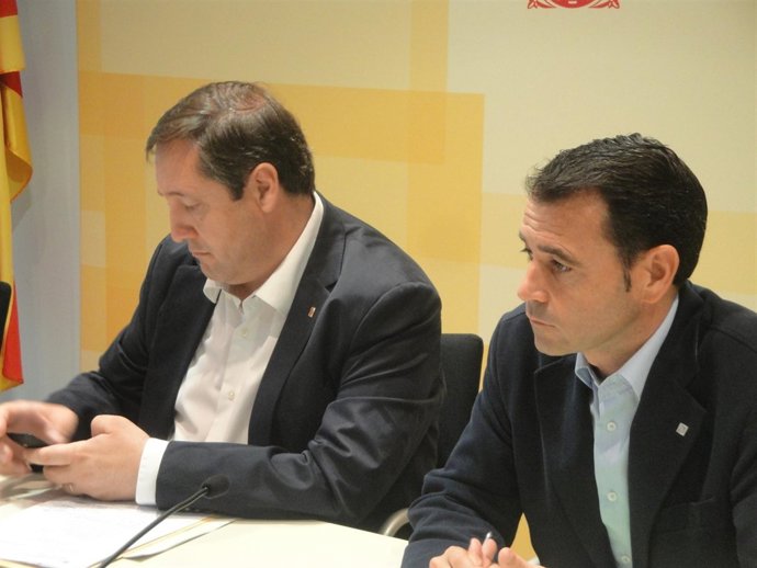 El conseller Josep Maria Pelegrí y Miguel Molins