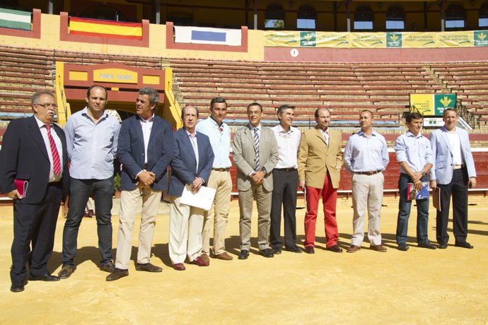 El presidente de la Diputación de Huelva, Ignacio Caraballo, presenta 'Territori