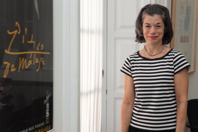 Anne Umland en los Cursos de Verano de la UMA