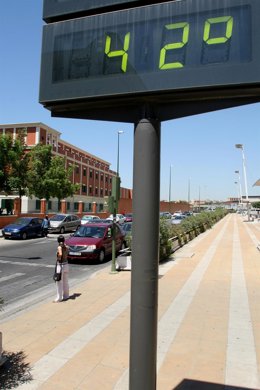 Termómetro con temperaturas altas en Sevilla