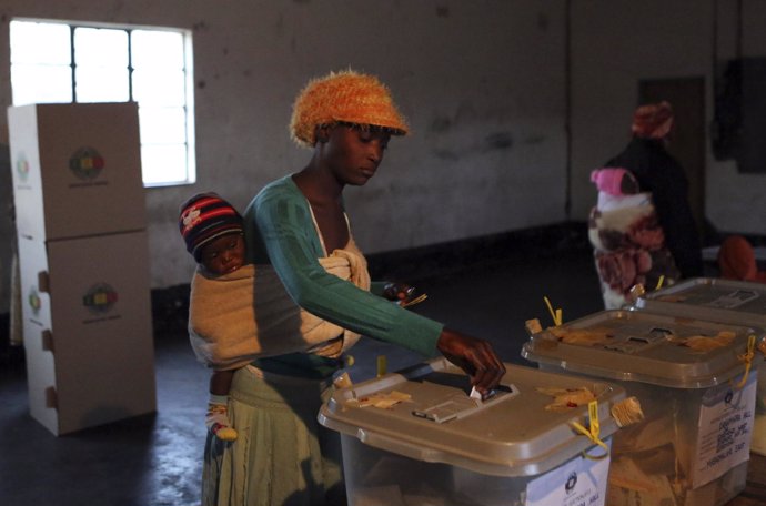 Elecciones generales en Zimbabue