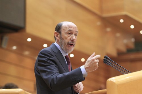Rajoy y Rubalcaba en el Senado en el Pleno sobre Bárcenas