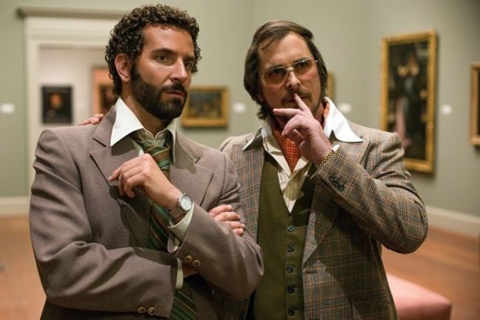 Bradley Cooper y Christan Bale en American Hustle