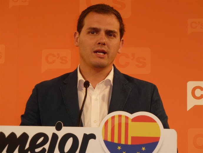 El presidente de C's, Albert Rivera, en rueda de prensa