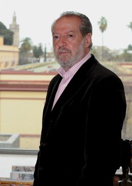 El presidente de la Diputación de Sevilla, Fernando Rodríguez Villalobos