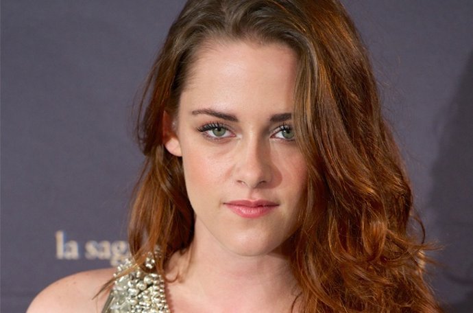 Kristen Stewart se enfrenta a un paparazzi
