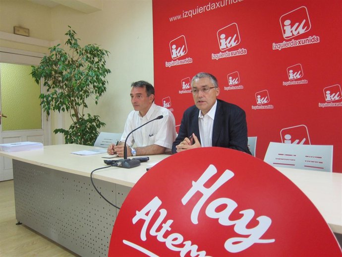 Santiago y Orviz, en rueda de prensa. 