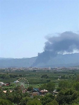 Foto del incendio en una nave de Villalonga