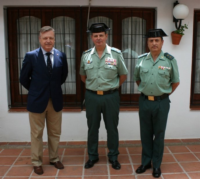 El subdelegado, el general y el teniente coronel