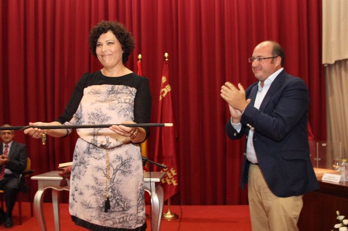 Mª Ángeles Túnez toma posesión como alcaldesa de Puerto Lumbreras 
