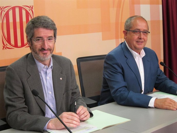 El secret de Empleo, R.Bonastre, y el conseller de Empresa, F.Puig