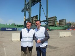 El pte. Del Puerto de Barcelona Sixte Cambra y el conseller Santi Vila