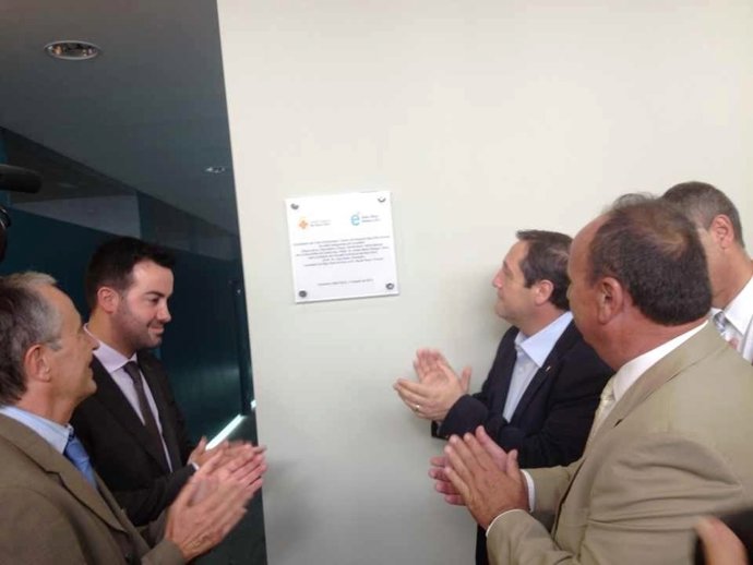 Pelegrí inaugura la ampliación del Vivero de Empresas Baix Ebre Innova