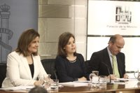 La vicepresidenta achaca el desgaste de PP y PSOE a la gestión de una crisis "larga" y "difícil"  