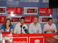PSOE-A afirma que el PP-A no busca candidato porque "no sabe quién puede estar libre de haber recibido sobres"