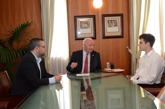 Ricardo Melchior recibe a Pablo Díaz