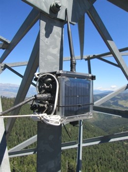 Dispositivo instalado en cuatro torres de alta tensión de la línea eléctrica