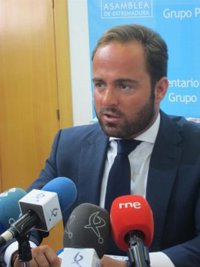 El PP extremeño pide conocer el modelo alternativo que propone el PSOE a la reforma de las administraciones