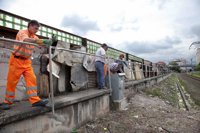 Comienzan los trabajos para la retirada del mural de Cros y sustitución por uno nuevo