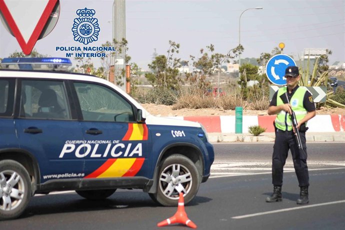 Control policial en el que fue interceptada la furgoneta con los atracadores