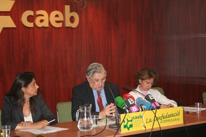 Rueda de pernsa de informe de coyuntura de CAEB