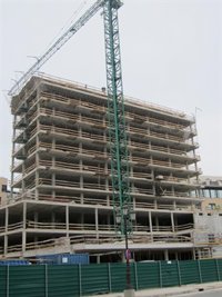 El número de empresas de construcción baja un 13% en Cantabria y el empleo y volumen de negocio se reduce a la mitad