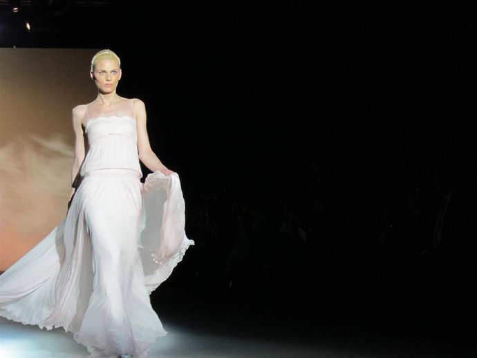 Andrej Péjic Para Rosa Clará En La Bridal Week 2012, Moda Nupcial, Novia