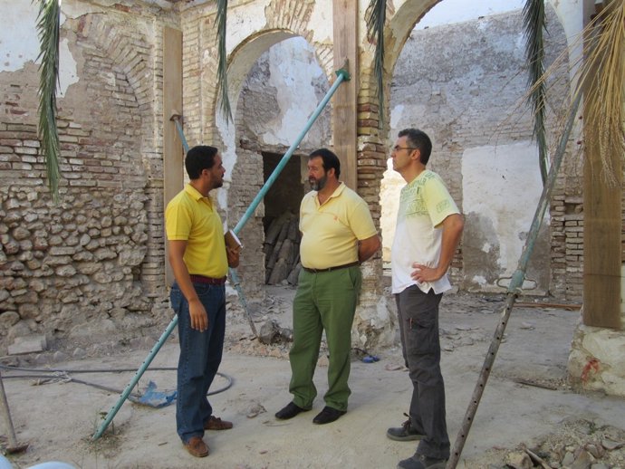 Visita a la casa que albergará el futuro museo.