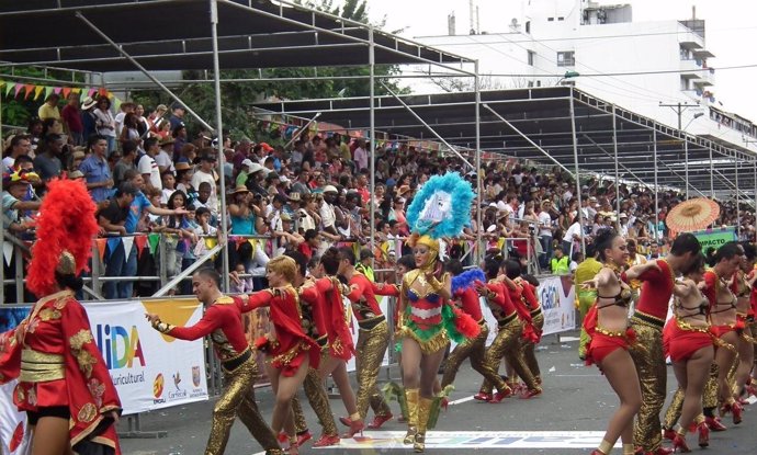 Comienza el festival mundial de la salsa en Cali, Colombia