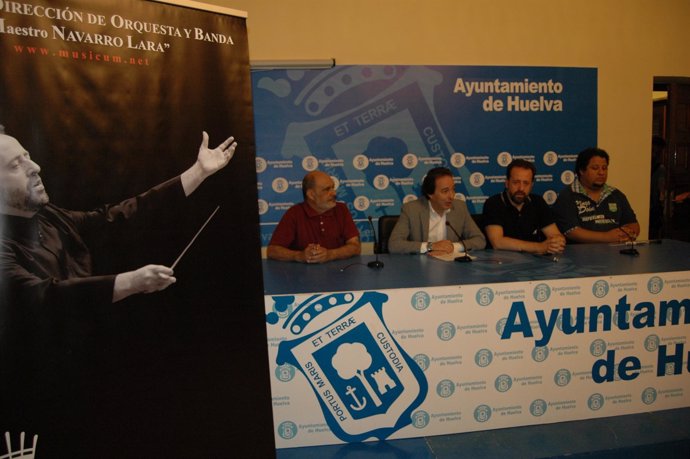 Presentación del encuentro de bandas en Huelva.