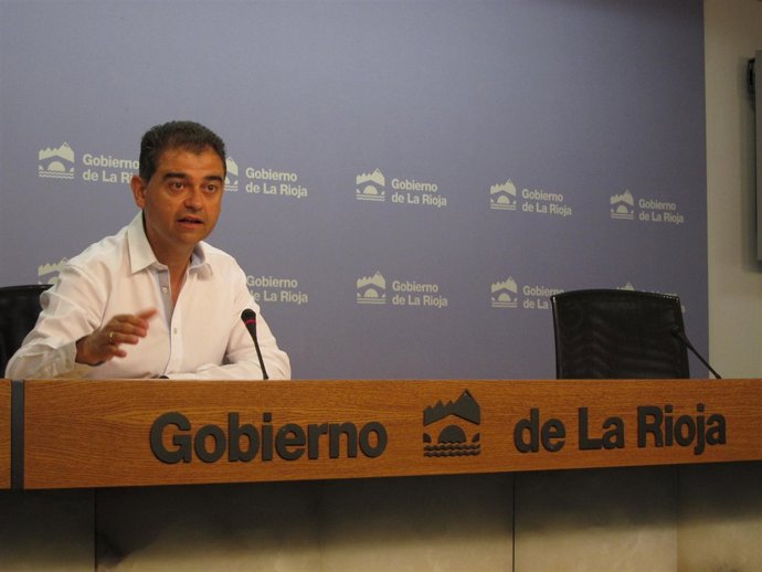 El director genearal de Innovación, Julio Herreros, informa regisros enérgeticos