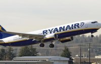 Junta y Ryanair acuerdan resolver los conflictos de los consumidores "caso por caso" mediante el arbitraje