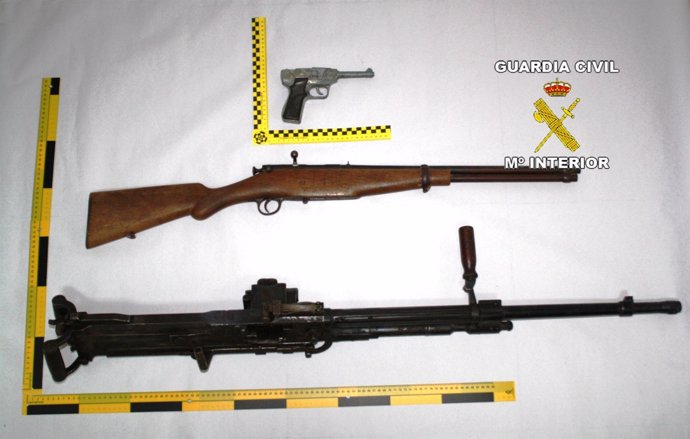 Armas intervenidas al detenido en Vall d'Uixó