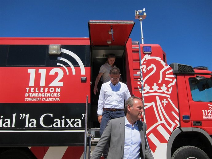 Alberto Fabra y Serafín Castellano en el CCE en l'Eliana (Valencia)