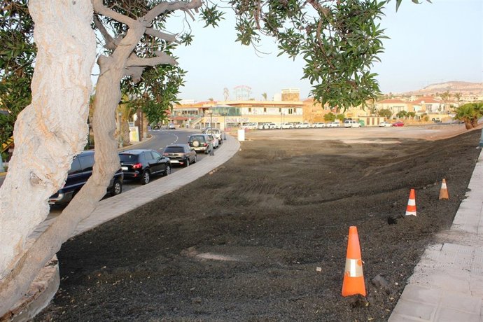 Turismo de Fuerteventura embellece la zona de El Castillo