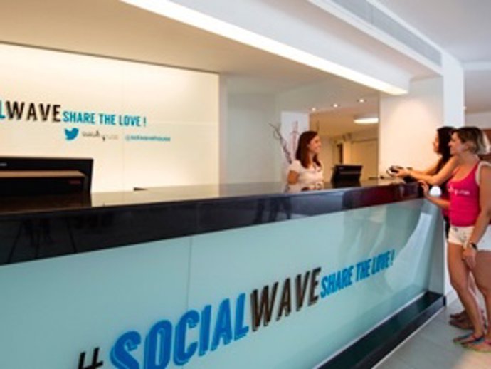 HOTEL PARA  ADICTOS AL TWITTER