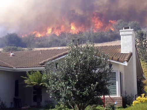 Incendio en el sur de California