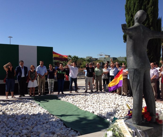 Maíllo y Valderas en el acto conmemorativo del fusilamiento de Blas Infante
